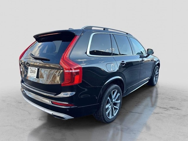 2019 Volvo XC90 T6 Momentum