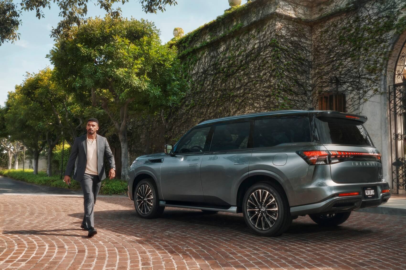 New INFINITI QX80 for Sale near Kingston MA